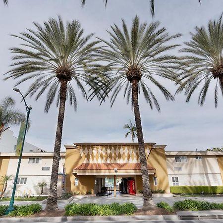 Americas Best Value Inn&Suites Anaheim Exterior foto