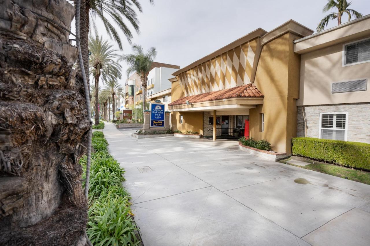 Americas Best Value Inn&Suites Anaheim Exterior foto