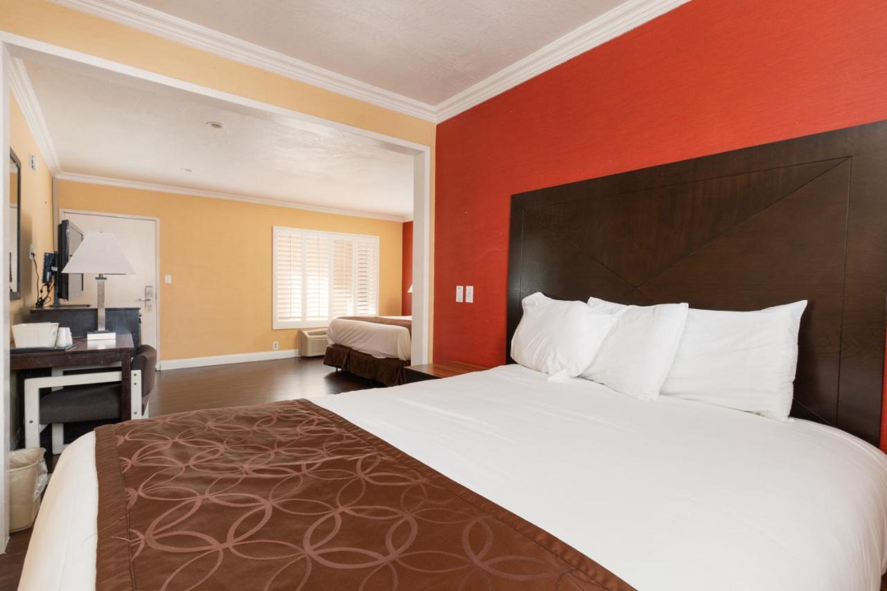Americas Best Value Inn&Suites Anaheim Exterior foto